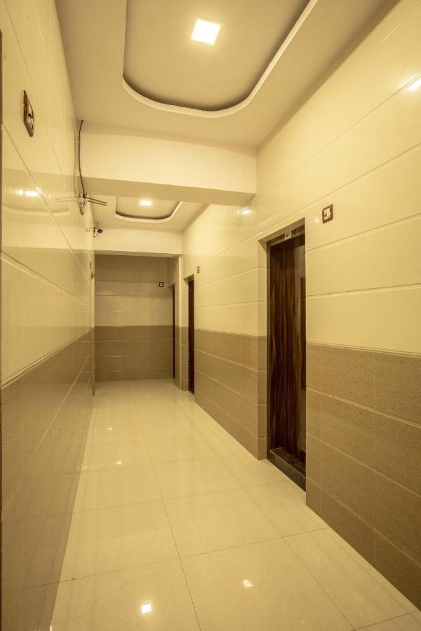 Hotel Apsara- Near J J Hospital Mumbai Bombaim Exterior foto